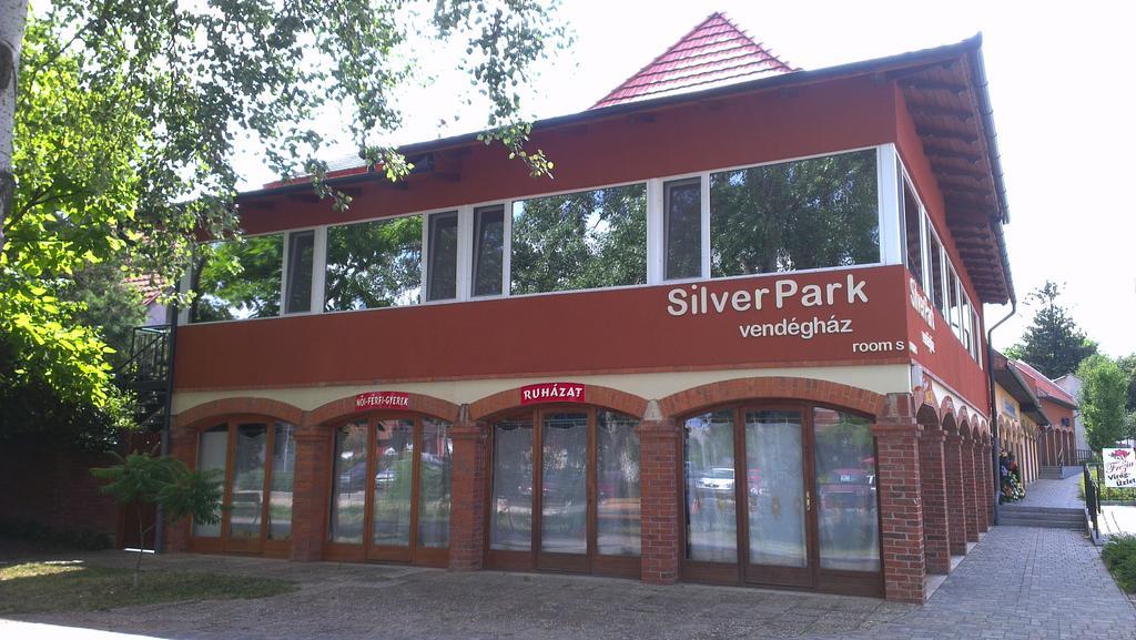 Silver Park Vendeghaz Береттьоуйфалу Экстерьер фото
